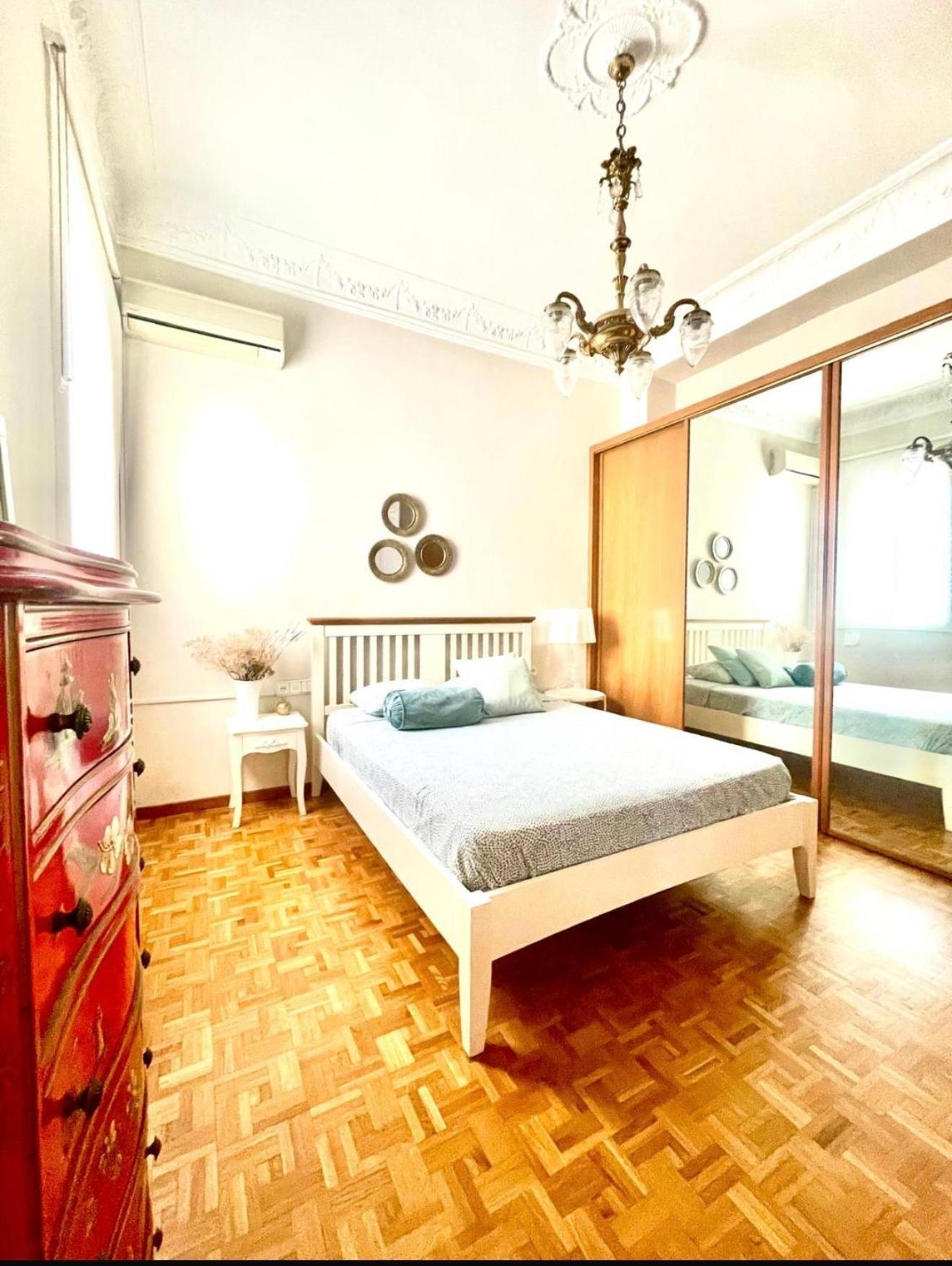 El Palacete Gran Via Walencja Zewnętrze zdjęcie